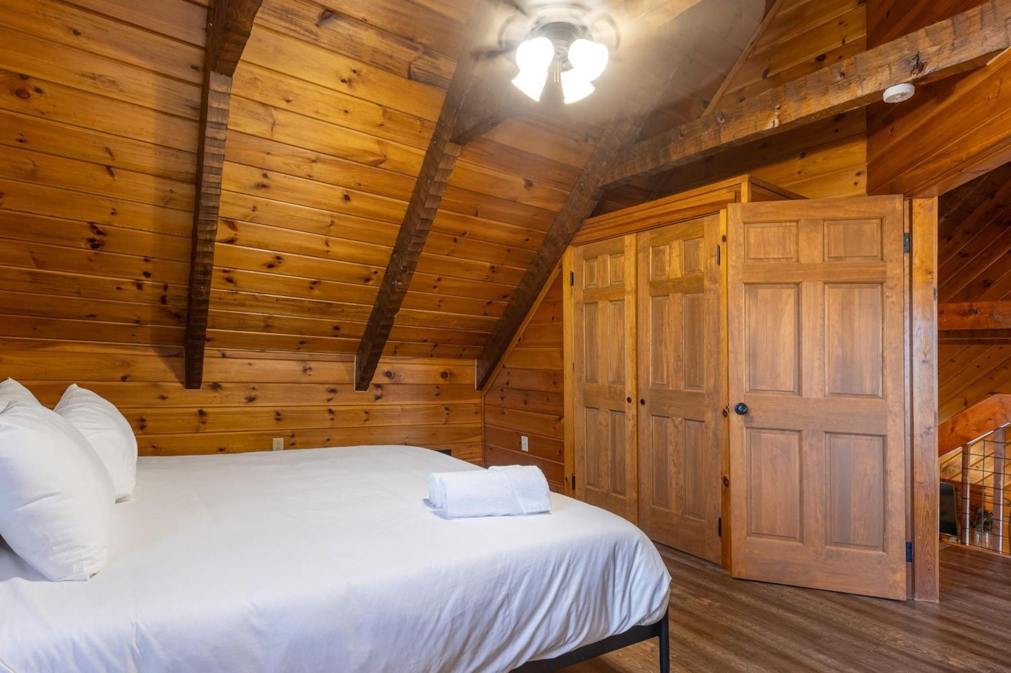 Dudley II By Avantstay Comfortable Cabin W Hot Tub Views Pigeon Forge Exterior foto