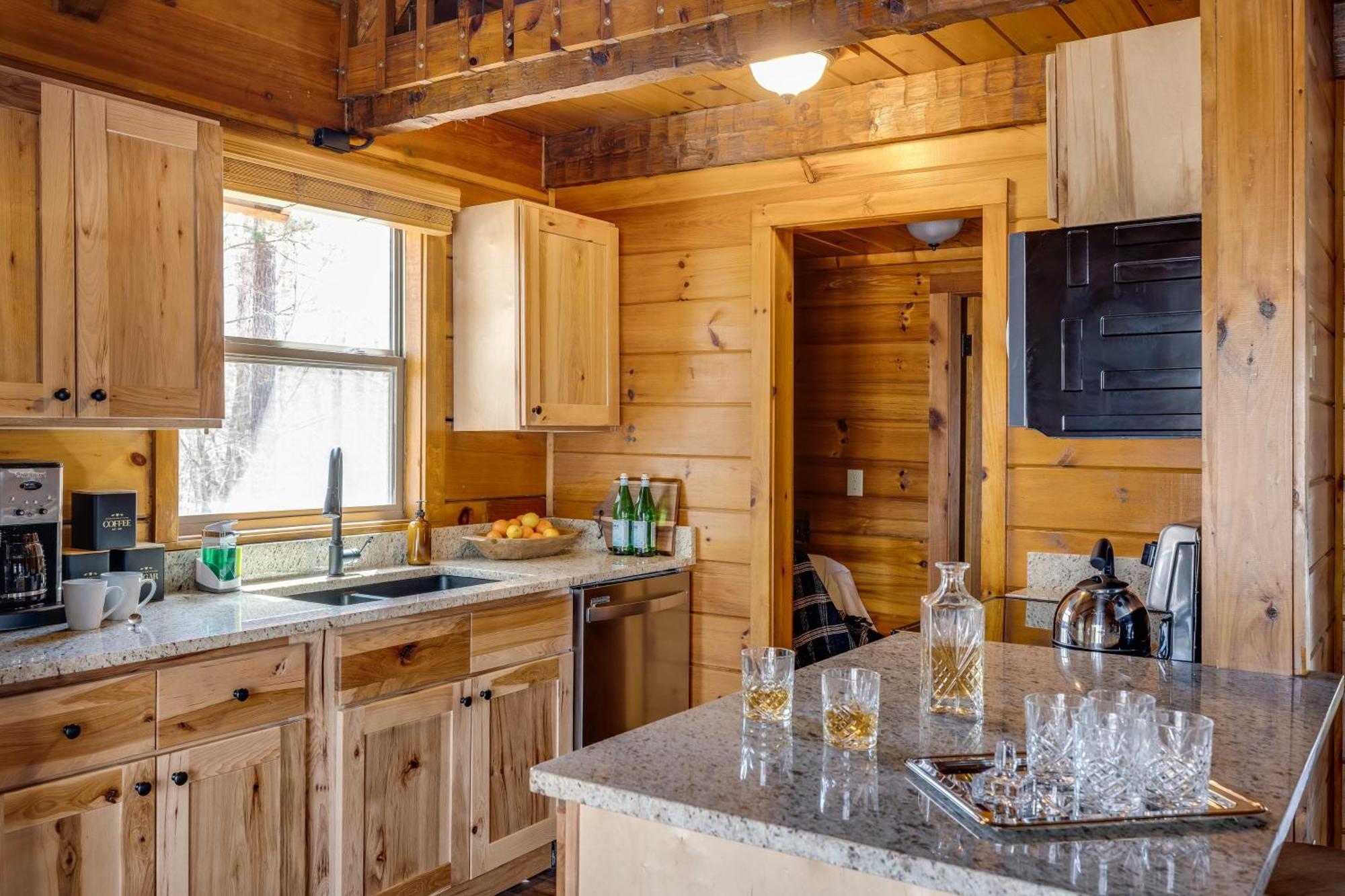 Dudley II By Avantstay Comfortable Cabin W Hot Tub Views Pigeon Forge Exterior foto